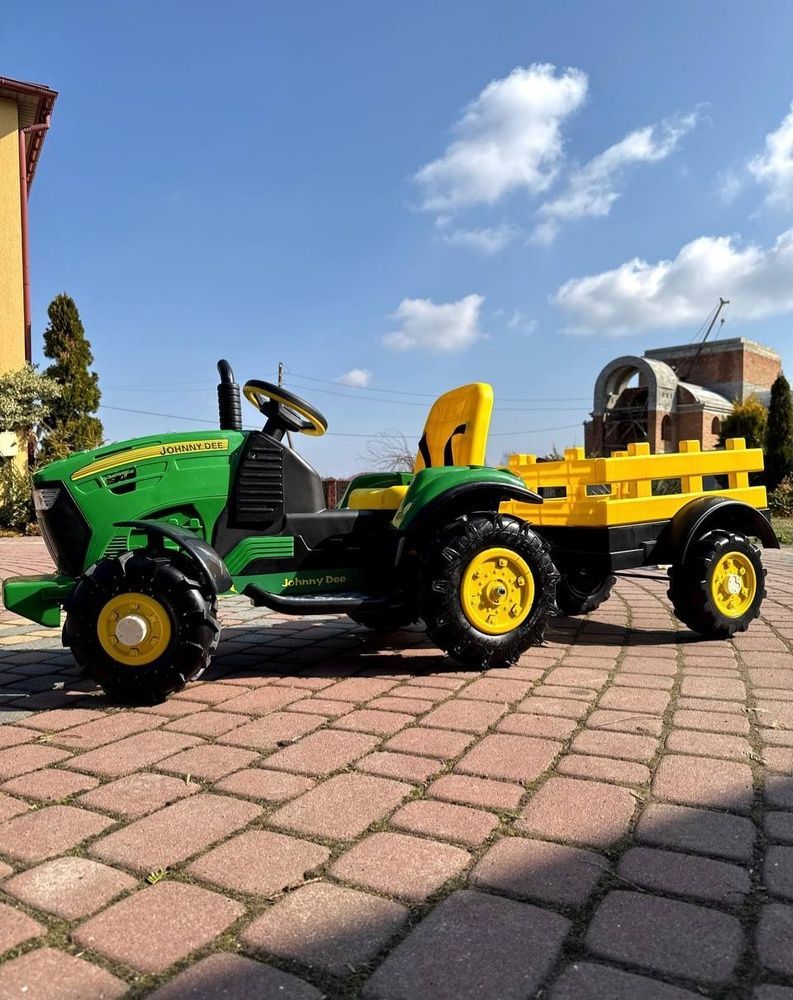 Children's tractor electric car with a trailer on the control panel John Deere Peg Perego 12V (from 1 year), Green
